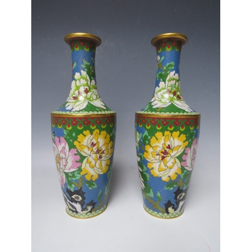 472 - A PAIR OF EARLY 20TH CENTURY ORIENTAL CLOISONNE VASES, enamelled with floral detail, H 23 cm (2)