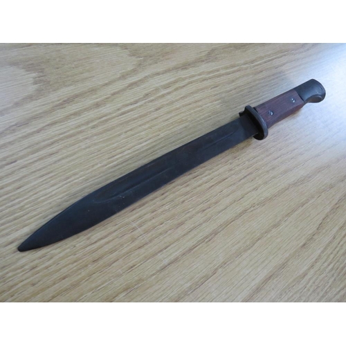 505 - A WW2 GERMAN COMBAT DAGGER, with Jacob Muller sheath