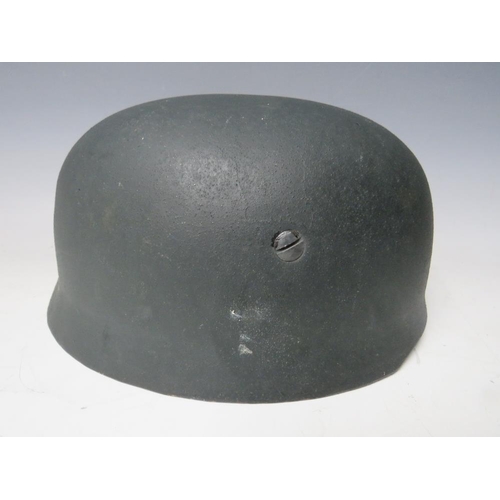 507 - A REPRODUCTION GERMAN SINGLE DECAL PARATROOPERS HELMET