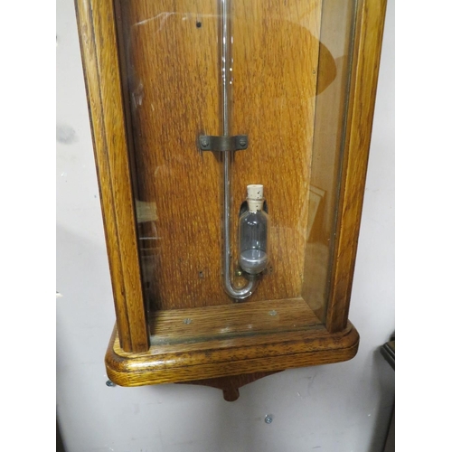 553 - A VINTAGE JOSEPH DAVIS 'AMERICAN FORECAST' OAK CASED BAROMETER, H 108 cm