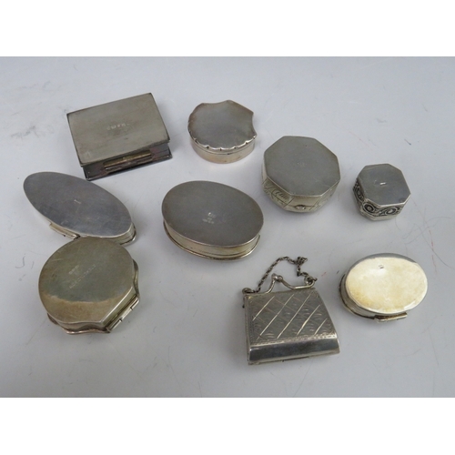 198 - A COLLECTION OF NINE HALLMARKED SILVER AND 925 PILL BOXES, to include a handbag shaped example and a... 