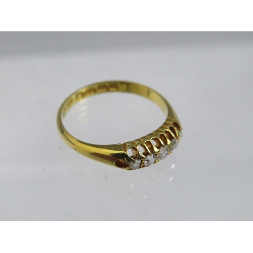 225 - AN 18CT GOLD AND DIAMOND RING,  set with four old Dutch cut diamonds, ring size N ½, approximately 2... 