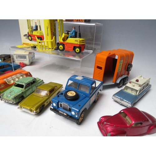 543 - A COLLECTION OF VINTAGE DIECAST VEHICLES ETC., to include Corgi Marlin Rambler, Rio Model 1921 Leyal... 