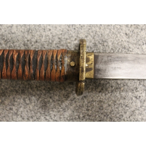 508 - A JAPANESE NCO KATANA TYPE SWORD AND SHEATH, L 94 cm