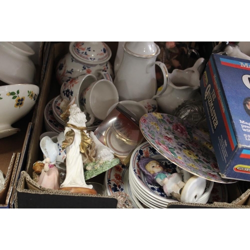 137 - FOUR TRAYS OF ASSORTED CERAMICS AND SUNDRIES TO INCLUDE A CERAMIC SHIRE HORSE WITH CART