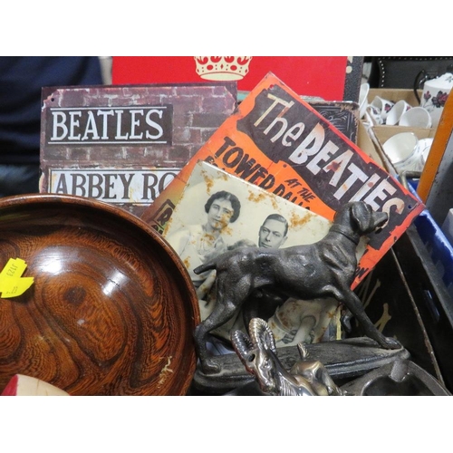 76 - TWO TRAYS OF ASSORTED COLLECTABLES, TO INCLUDE GUITAR TUNER, TINPLATE SIGNS,, A UNIVERSAL AVOMETER E... 