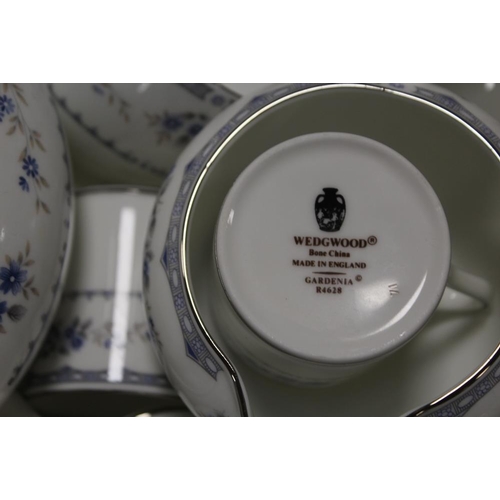 87 - A TRAY OF WEDGWOOD 'GARDENIA' TEA WARE A/F