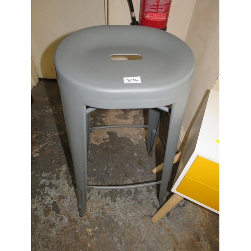 876 - A MODERN METAL BAR STOOL AND SMALL CHEST