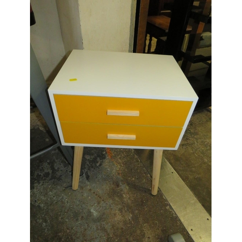 876 - A MODERN METAL BAR STOOL AND SMALL CHEST