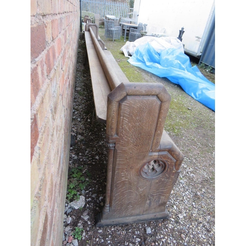 878 - A LARGE GOTHIC CHURCH PEW L-350 CM