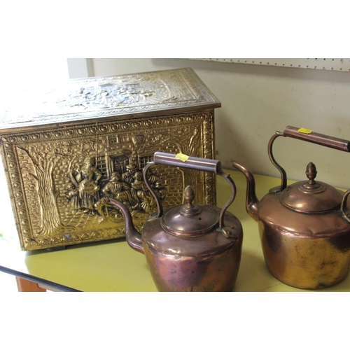 153 - TWO COPPER KETTLES TOGETHER WITH A SMALL BRASS COAL BOX