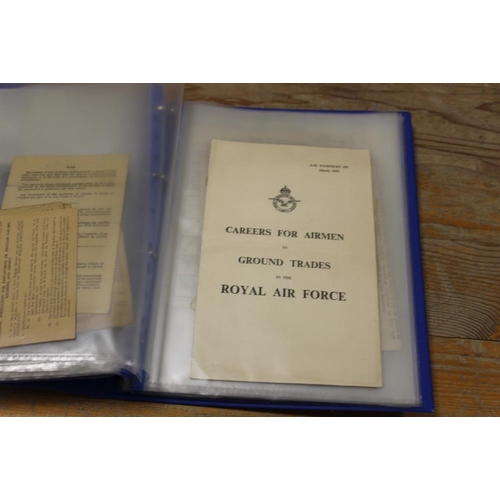 216 - A COLLECTION OF WW2 EPHEMERA AND NATIONAL SERVICE EPHEMERA CONTAINED IN A FOLDER