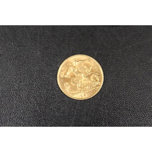 234 - A GEORGE V HALF SOVEREIGN DATED 1914