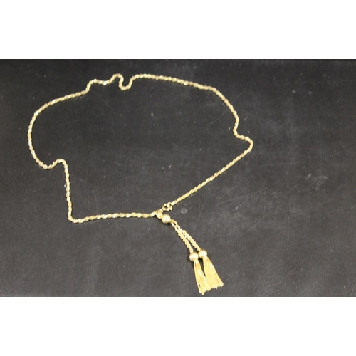 259 - A HALLMARKED 9CT GOLD TWO STRAND SQUARE LINK CHAIN WITH UNUSUAL TWIN TASSEL DROPPER - APPROX TOTAL W... 