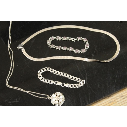 263 - A COLLECTION OF SILVER AND WHITE METAL MODERN JEWELLERY TO INCLUDE THREE SILVER BRACELETS, PENDANT N... 