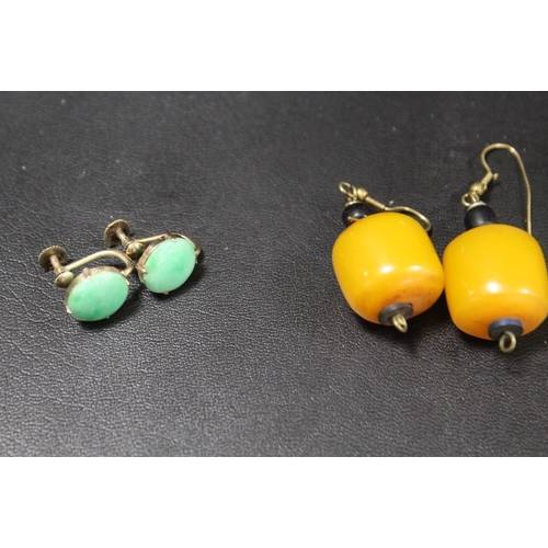 274 - A PAIR OF YELLOW METAL EARRINGS - POSSIBLY MARKED 14K ? TOGETHER WITH A PAIR OF VINTAGE BUTTERSCOTCH... 