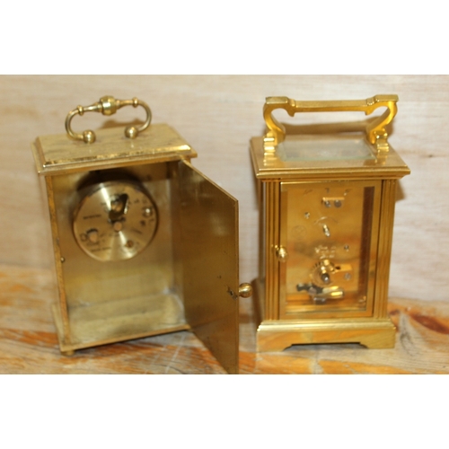 191 - A BRASS CASED COTTRILLS MODERN CARRIAGE CLOCK TOGETHER WITH A SWIZA 8 DAY EXAMPLE (2)