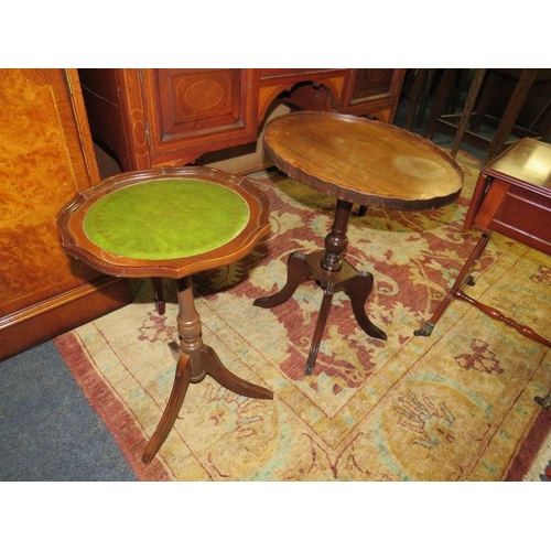 811 - FIVE ASSORTED REPRODUCTION OCCASIONAL TABLES (5)