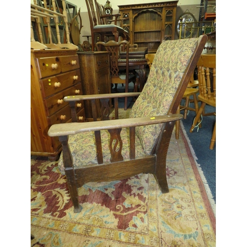 816 - A VINTAGE OAK ARMCHAIR