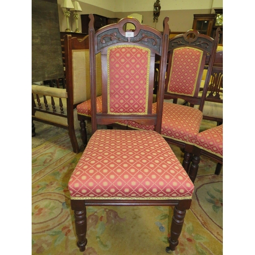 826 - A SET OF FOUR EDWARDIAN UPHOLSTERED CHAIRS