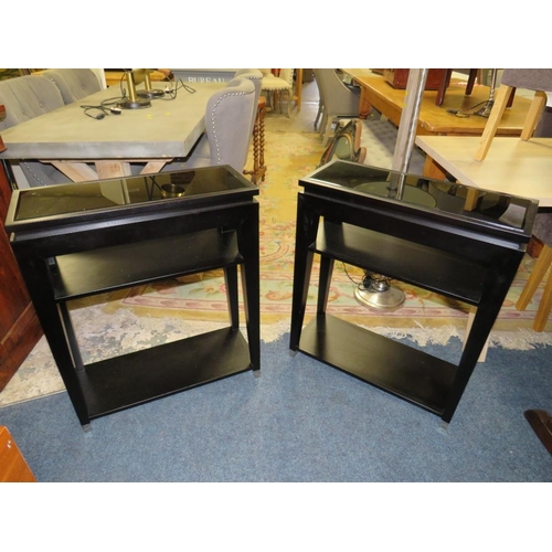 832 - A PAIR OF MODERN BLACK CONSOLE TABLES W-64 CM