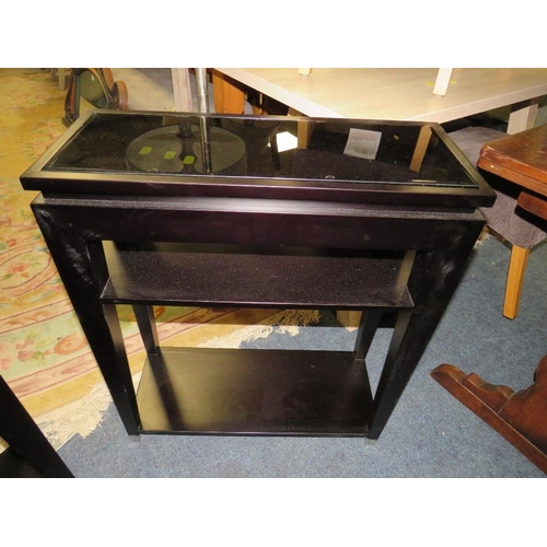 832 - A PAIR OF MODERN BLACK CONSOLE TABLES W-64 CM