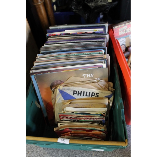 143 - A TRAY OF ASSORTED LP, SINGLES AND 78 RPM RECORDS ETC, TO INCLUDE ELVIS PRESLEY, EASY LISTENING ETC