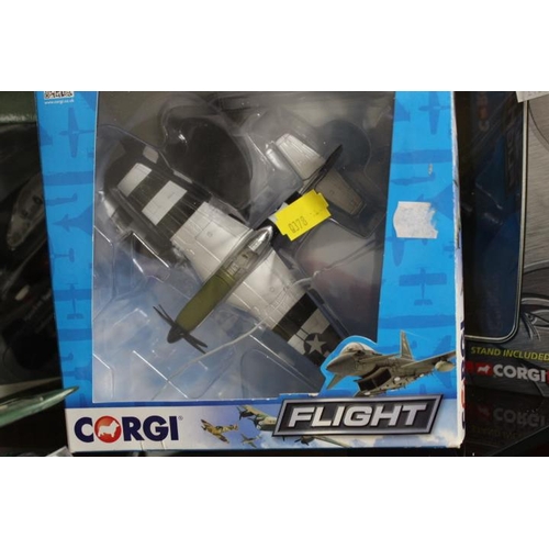 192 - A QUANTITY OF AVIATION / MODEL AIRCRAFT ETC TO INCLUDE CORGI EXAMPLES ETC