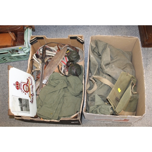 161 - TWO BOXES OF VINTAGE ARMY MEMORABILIA / COLLECTABLES TO INCLUDE A BAYONET ETC