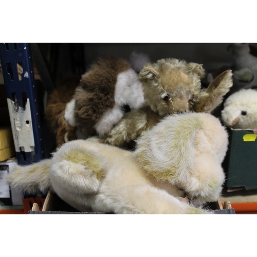 172 - THREE TRAYS OF ASSORTED VINTAGE AND MODERN SOFT TOYS TO INCLUDE A MERRYTHOUGHT GOAT, DOG, TWO OWLS E... 