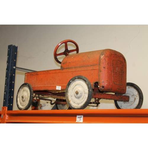 179 - A VINTAGE TRIANG METAL PEDAL CAR - AS FOUND