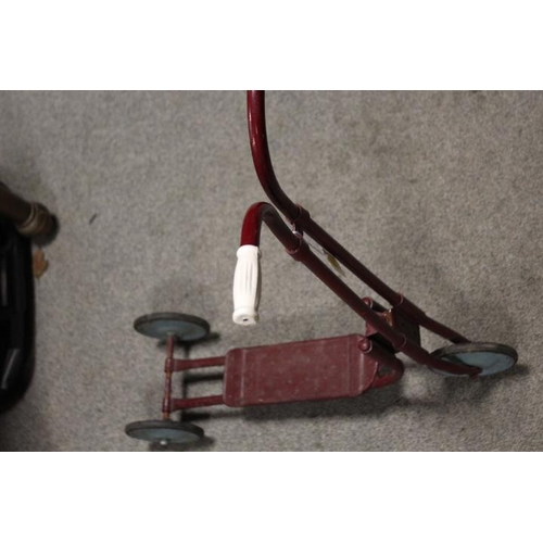 134 - A VINTAGE TRIANG METAL SCOOTER