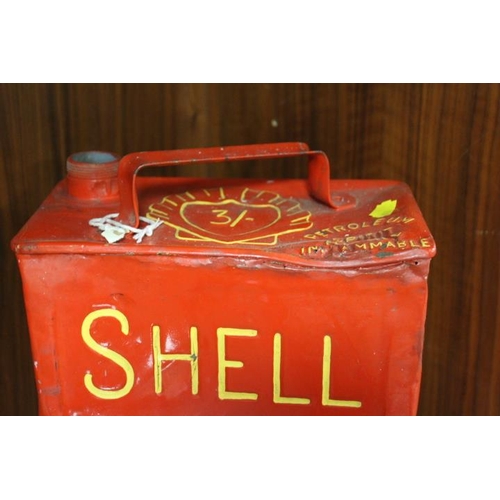 157 - A VINTAGE PAINTED SHELL MOTOR SPIRIT CANISTER COMPLETE WITH ORIGINAL CAP (CAP IN OFFICE)