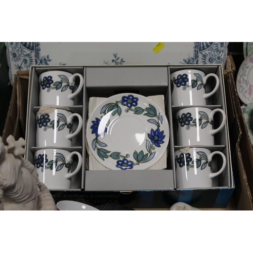 66 - THREE TRAYS OF ASSORTED CERAMICS TO INCLUDE A BOXED SET OF SIX WEDGWOOD SUSIE COOPER COFFEE CANS AND... 