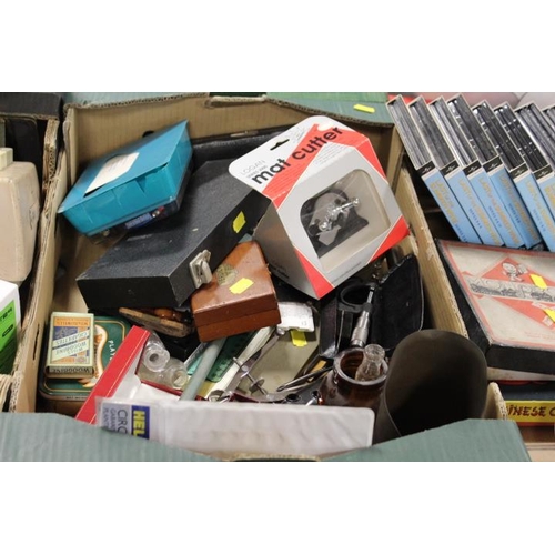 75 - THREE TRAYS OF ASSORTED COLLECTABLES TO INCLUDE POCKET BAROMETER, NOVELTY CLOCK, GLASS ROLLING PIN E... 