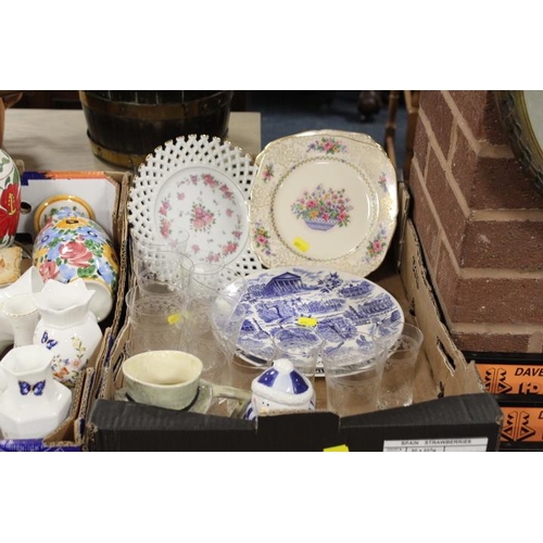 86 - FOUR TRAYS OF ASSORTED CERAMICS AND GLASSWARE TO INCLUDE AN UNUSUAL ART DECO WADE HEATH COMMEMORATIV... 