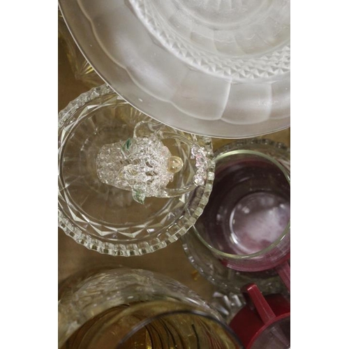 93 - TWO TRAYS OF ASSORTED GLASSWARE TO INCLUDE ROYAL ROCK CRYSTAL