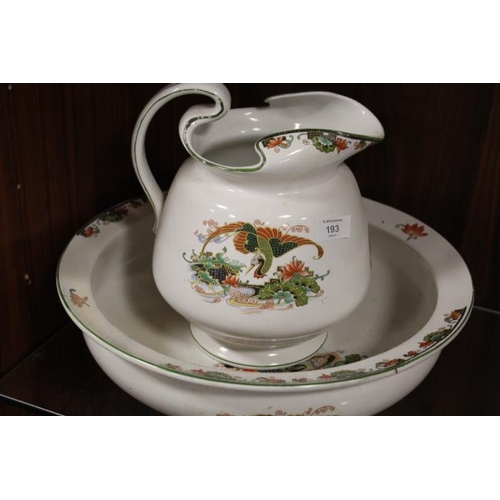 193 - A VINTAGE CERAMIC JUG AND BOWL SET