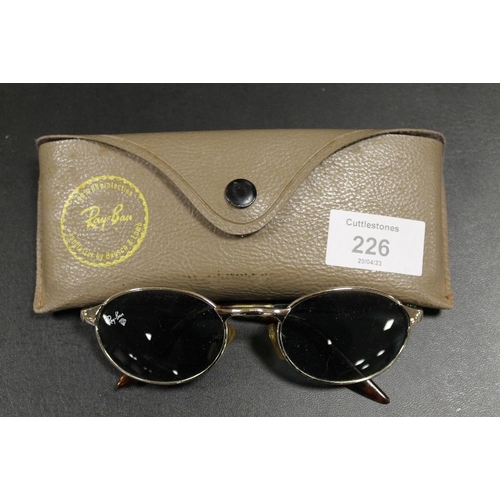 226 - RAY BAN SUNGLASSES WITH POUCH