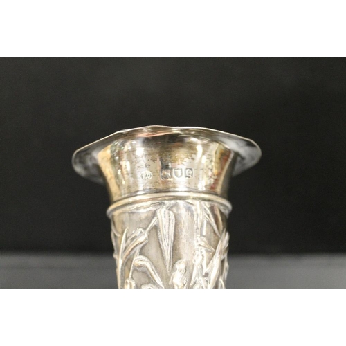 280 - A HALLMARKED SILVER ART NOUVEAU STYLE VASE BY WILLIAM COMYNS