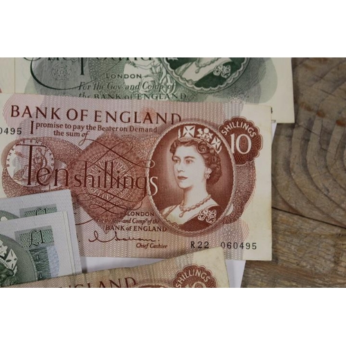 358 - A SMALL COLLECTION OF VINTAGE BANK NOTES TO INCLUDE £1 NOTES, £20 NOTE ETC