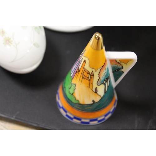 362 - A SELECTION OF ASSORTED CERAMICS TO INCLUDE A ROYAL WORCESTER 'CASTLES IN THE AIR' CANDLE SNUFFER, C... 