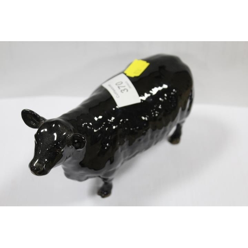 370 - A BESWICK ABERDEEN ANGUS COW