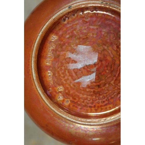 390 - A VINTAGE LUSTRE ORANGE VASE STAMPED RUSKIN TO BASE