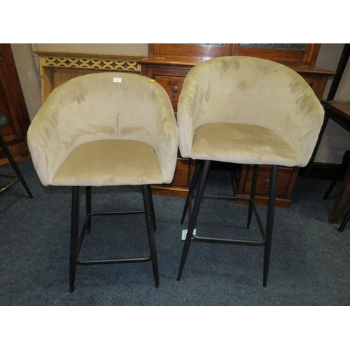 724 - A NEAR PAIR OF UPHOLSTERED BAR STOOLS - DIFFERENT SEAT HEIGHTS