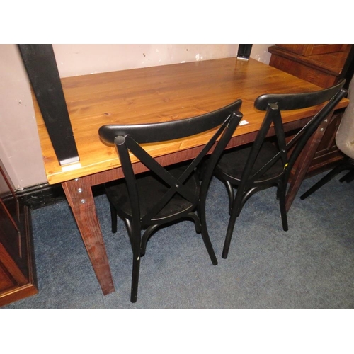 730 - TWO MODERN BISTRO TABLE WITH TWO METAL CHAIRS