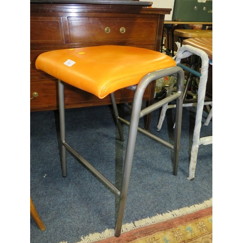 736 - A MODERN ORANGE STOOL