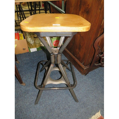 738 - A MODERN WOODEN / STEEL INDUSTRIAL STYLE STOOL