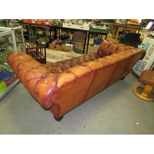 749 - A LARGE TETRAD BROWN LEATHER CHESTERFIELD SETTEE APPROX W-224 CM S/D