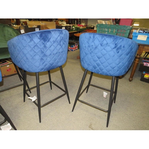 752 - A SET OF FOUR DARK BLUE UPHOLSTERED STOOLS